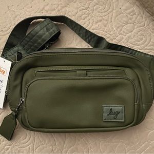 NWT Lug Hitch Vegan Bag